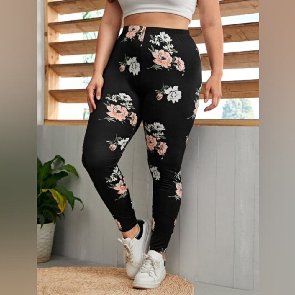 Bobbie Brooks ladies extra large leggings back with a floral pattern